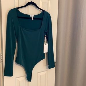 NWT dark green Leith bodysuit